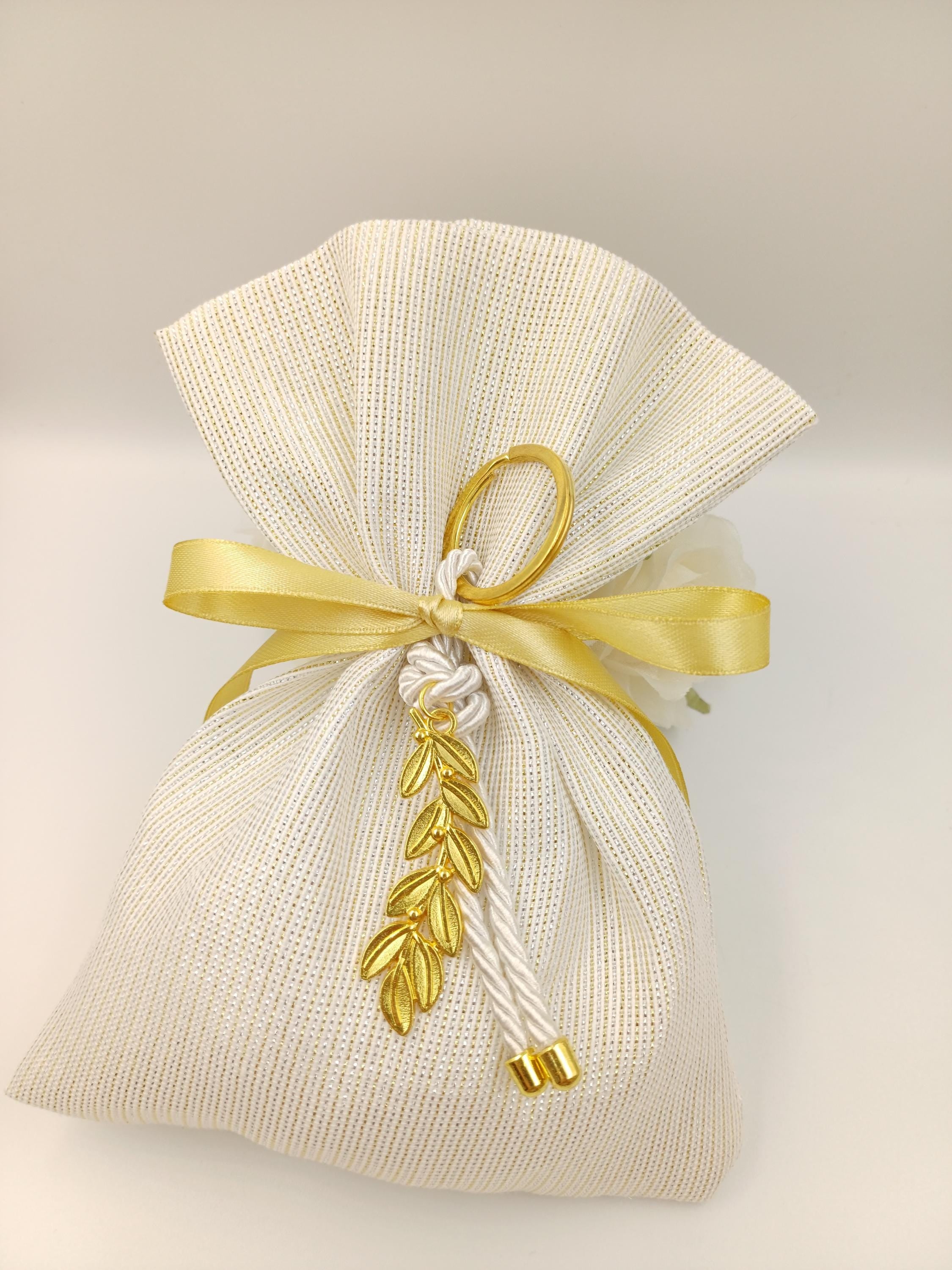 Gold ivory Wedding Favors  Olive key chain greek Bombonieres Orthodox baptism Unique Shimmering Wedding Favor jordan almond candy bag 10 pcs