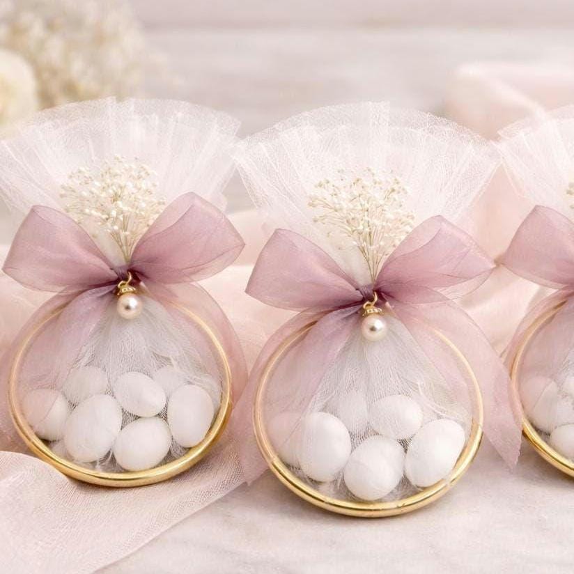 Tulle Ring Wedding Favors with 5 Sugared Almonds, Gold Hoop Favor with Pearl, Bridal shower Guest Gift Set of 10