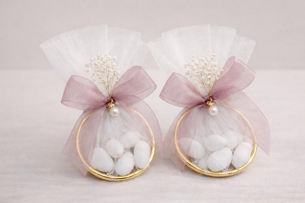 Tulle Ring Wedding Favors with 5 Sugared Almonds, Gold Hoop Favor with Pearl, Bridal shower Guest Gift Set of 10