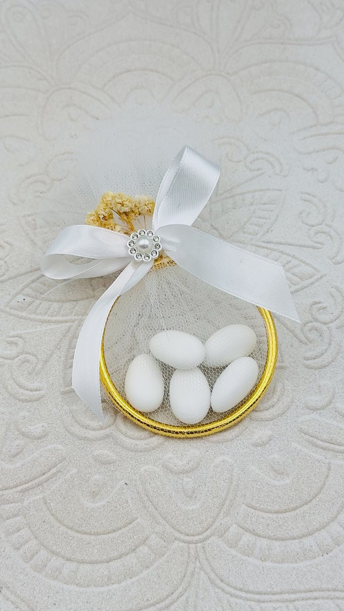Personalized Wedding Favor – Almond Candy in Ring Tulle Bag, Christening Keepsake Gift, Set of 10 pieces